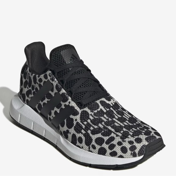 Adidas Swift Run 1.0 Sneaker - Women's - Picture 1 of 4